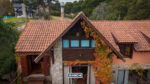Casa en Sierra de los Padres frente al golf, parque arbolado y departamento independiente - Imagen 10