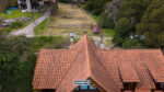 Casa en Sierra de los Padres frente al golf, parque arbolado y departamento independiente - Imagen 11